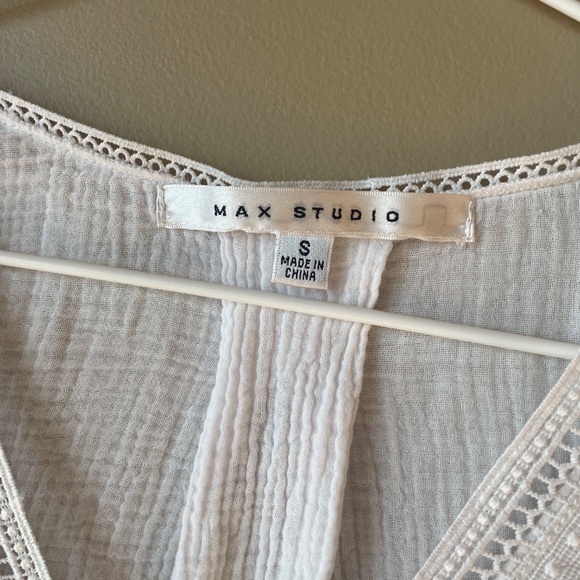 Max Studio White Cotton Top - Size Small - Picture 2 of 4